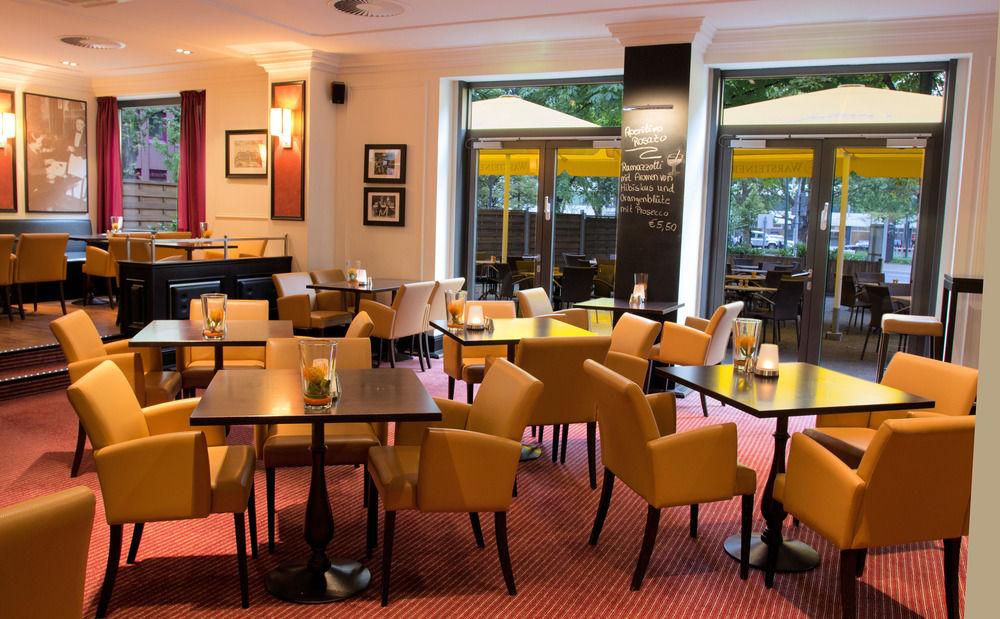 Courtyard By Marriott Duesseldorf Seestern Bagian luar foto