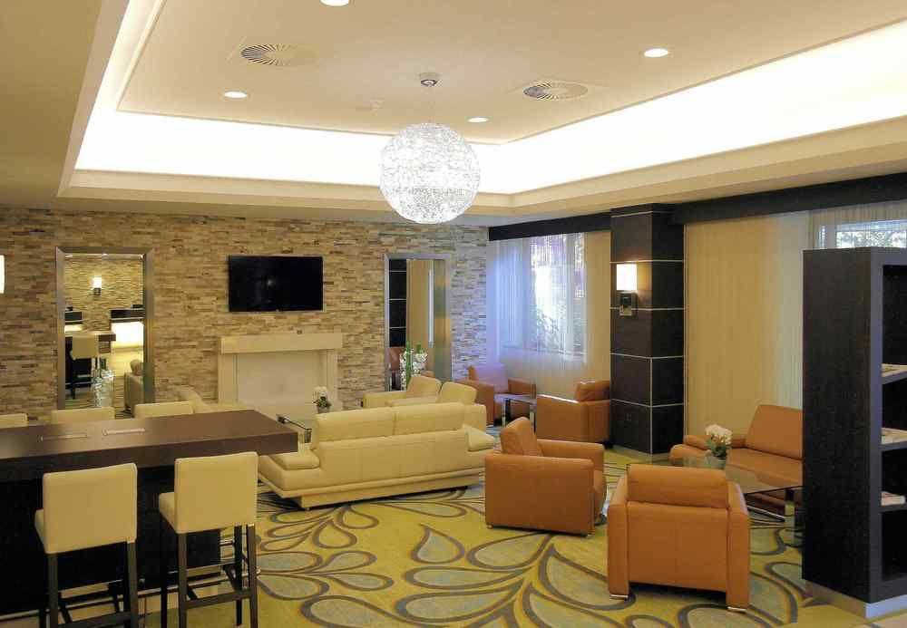 Courtyard By Marriott Duesseldorf Seestern Bagian luar foto