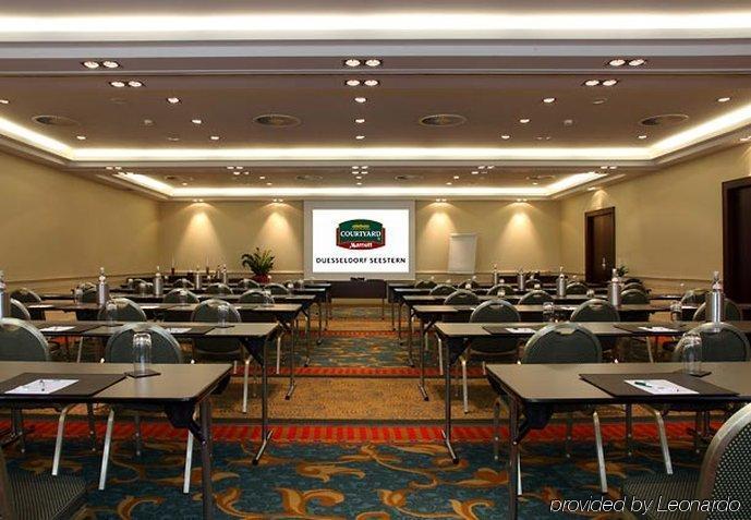 Courtyard By Marriott Duesseldorf Seestern Bisnis foto