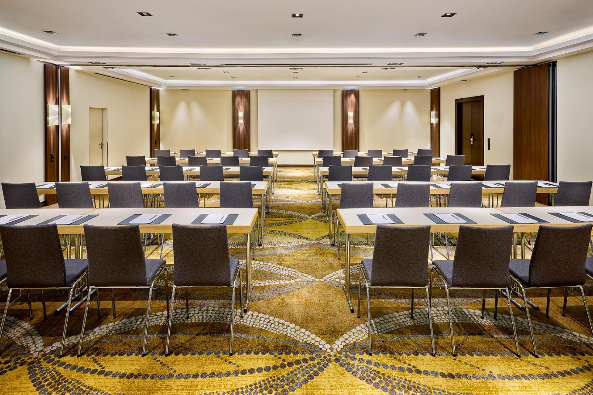 Courtyard By Marriott Duesseldorf Seestern Bagian luar foto