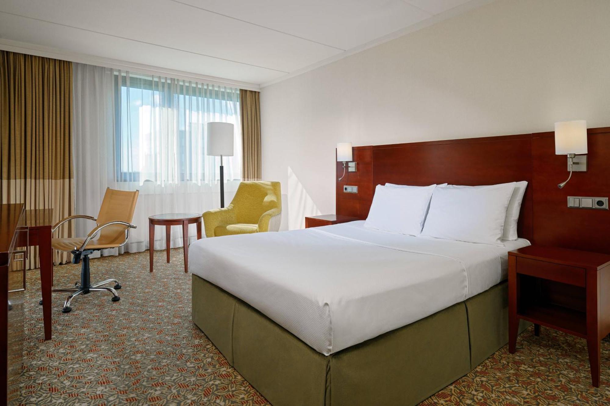 Courtyard By Marriott Duesseldorf Seestern Bagian luar foto