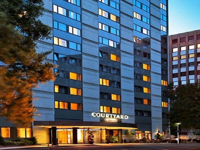 Courtyard By Marriott Duesseldorf Seestern Bagian luar foto