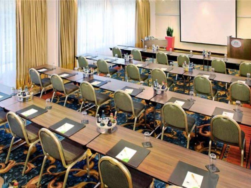 Courtyard By Marriott Duesseldorf Seestern Bagian luar foto
