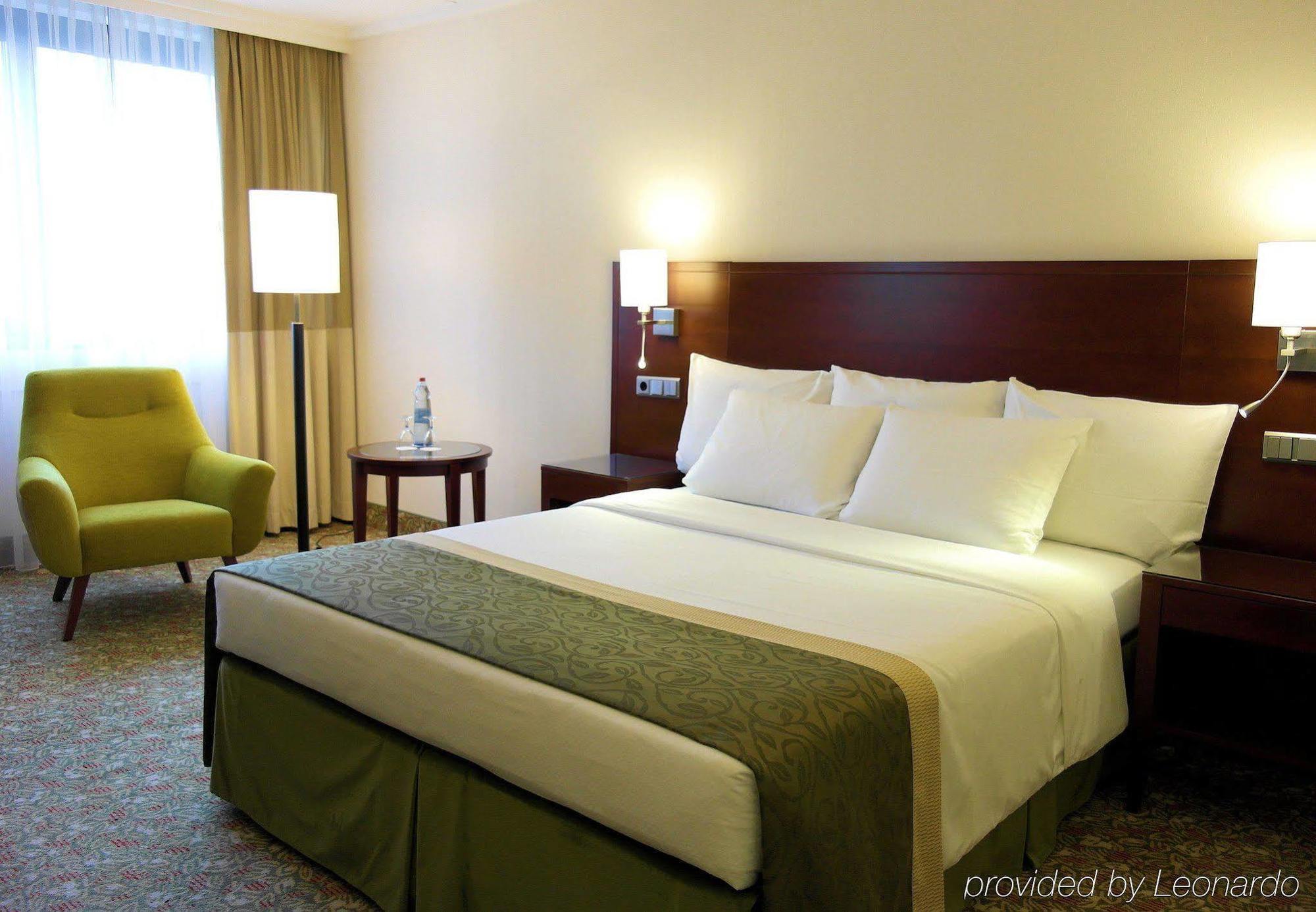 Courtyard By Marriott Duesseldorf Seestern Bagian luar foto